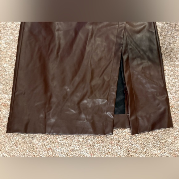 Nine West Women Large Skirt Chocolate Brown Midi Slit Pleather Sexy Business - Picture 2 of 6